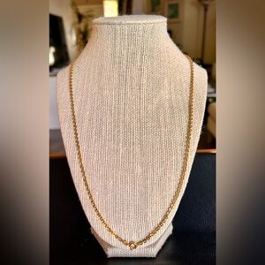 Vintage UnoAErre 18K Gold 24” 
Flat Oval Link Chain
11.1 grams